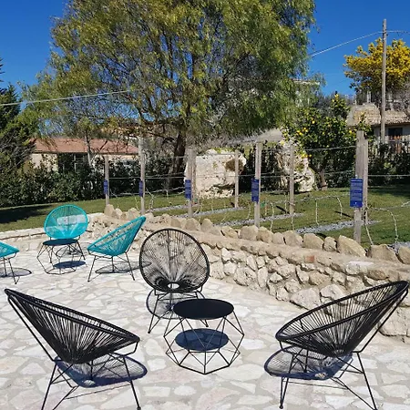 Flora Relais كالتانيسيتا