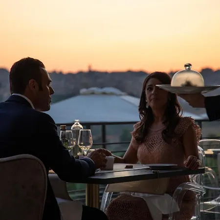 Flora Relais فندق كالتانيسيتا