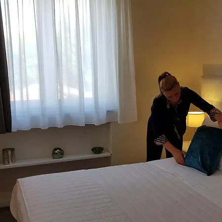 Szálloda Flora Relais 4*