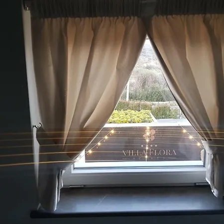 Flora Relais Szálloda 4*