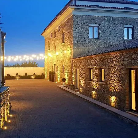 Flora Relais Szálloda