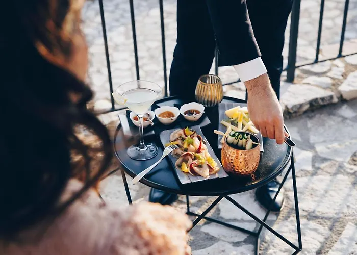 ホテル Flora Relais 4*